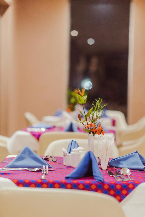 Tanga Beach Resort & Spa Ngoại thất bức ảnh