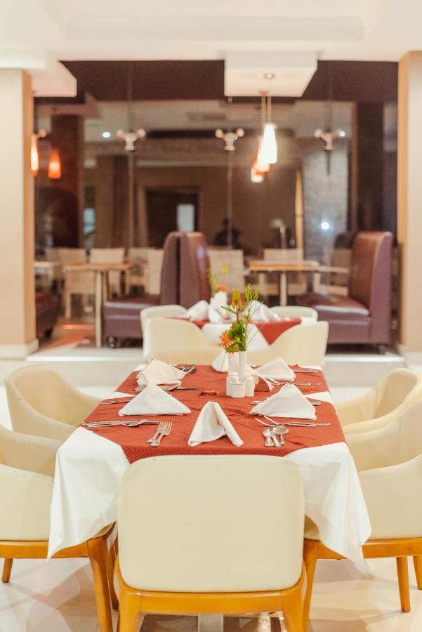 Tanga Beach Resort & Spa Ngoại thất bức ảnh