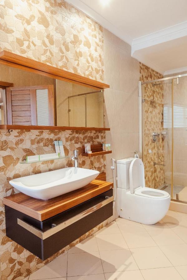 Tanga Beach Resort & Spa Ngoại thất bức ảnh