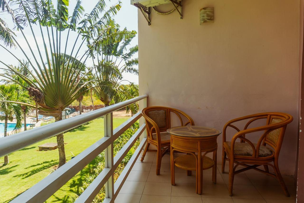 Tanga Beach Resort & Spa Ngoại thất bức ảnh