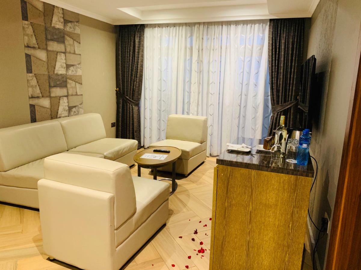 Tanga Beach Resort & Spa Ngoại thất bức ảnh